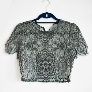 2/$20 Zara green eyelet lace crop top